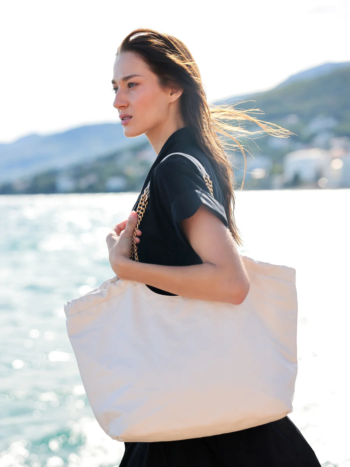 MADEMOISELLE TOTE in Ivory