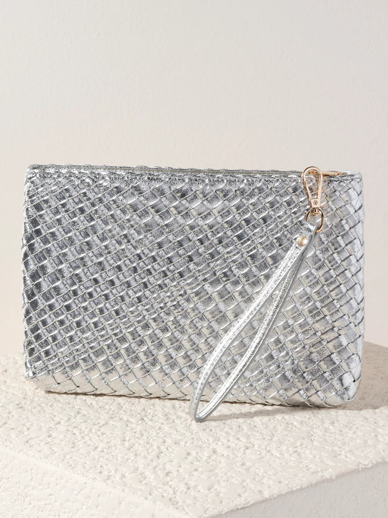 BLYTHE ZIP WRISTLET in Platinum