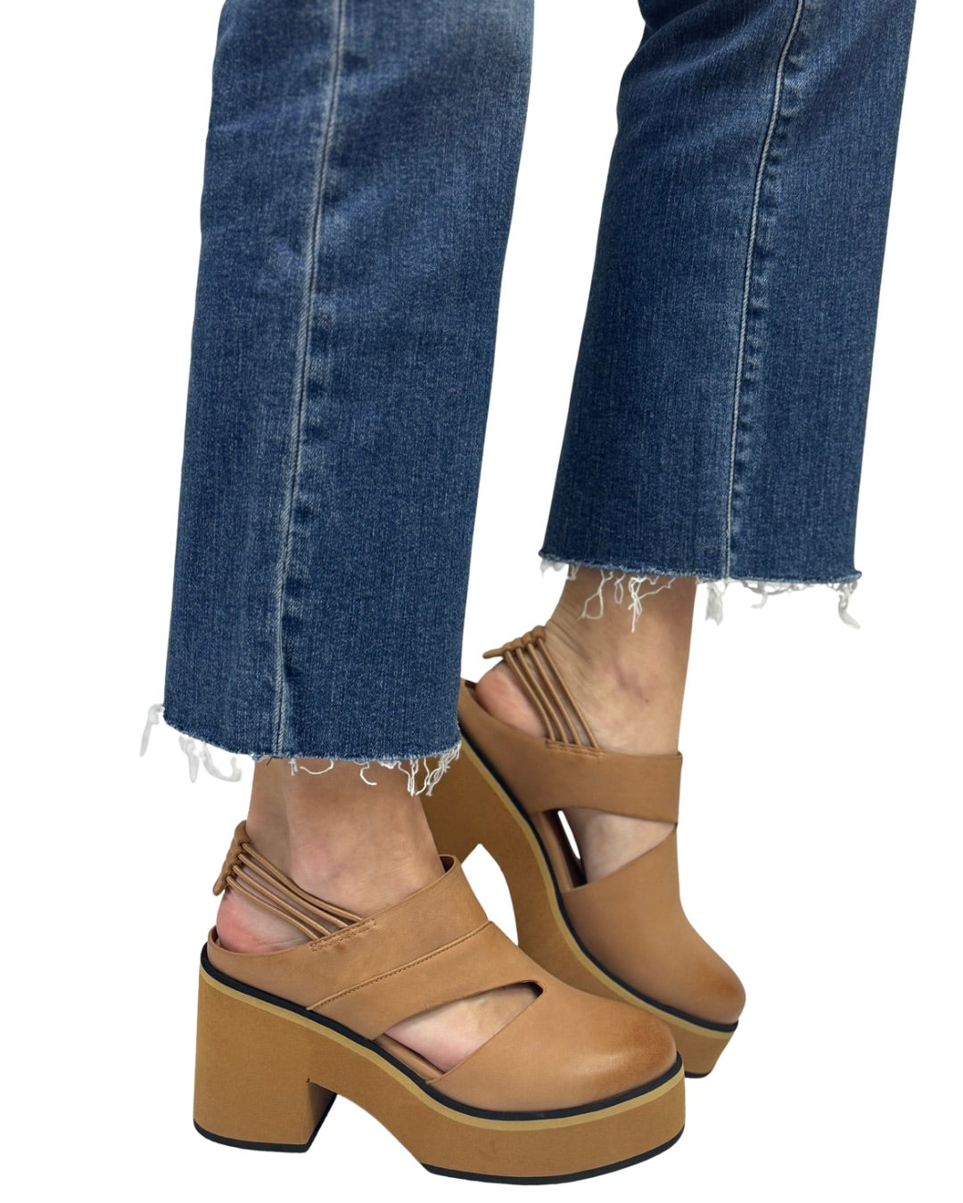ISADORA in Camel