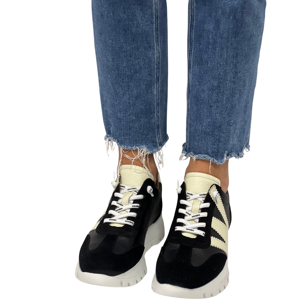 MERI in Black + Milk