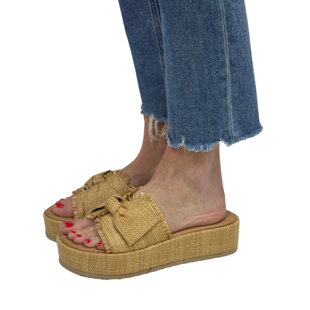 SUNDA in Tan