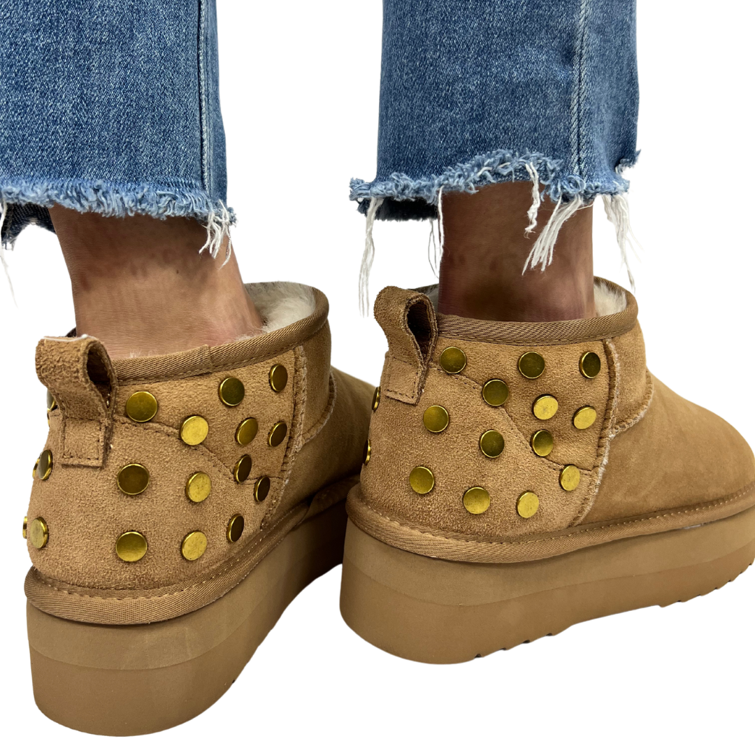 VALERIE in Camel