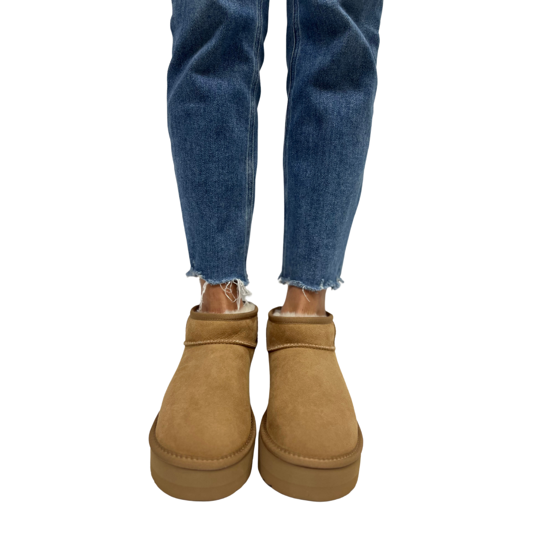 VALERIE in Camel