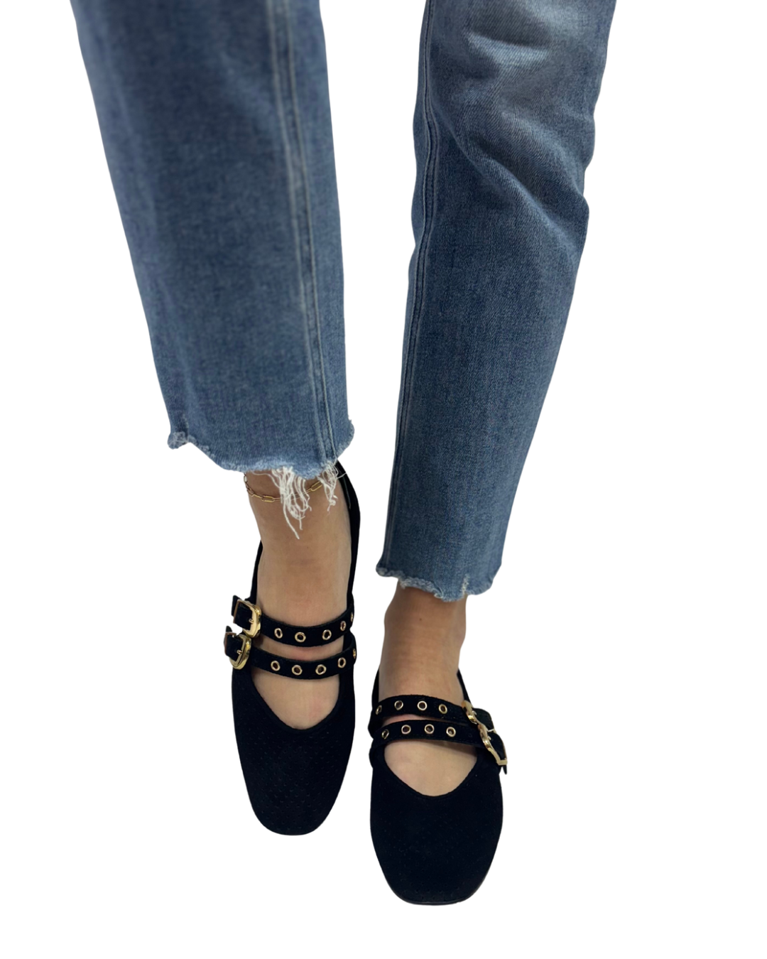 BAYLEE GROMMET in Onyx Perforated