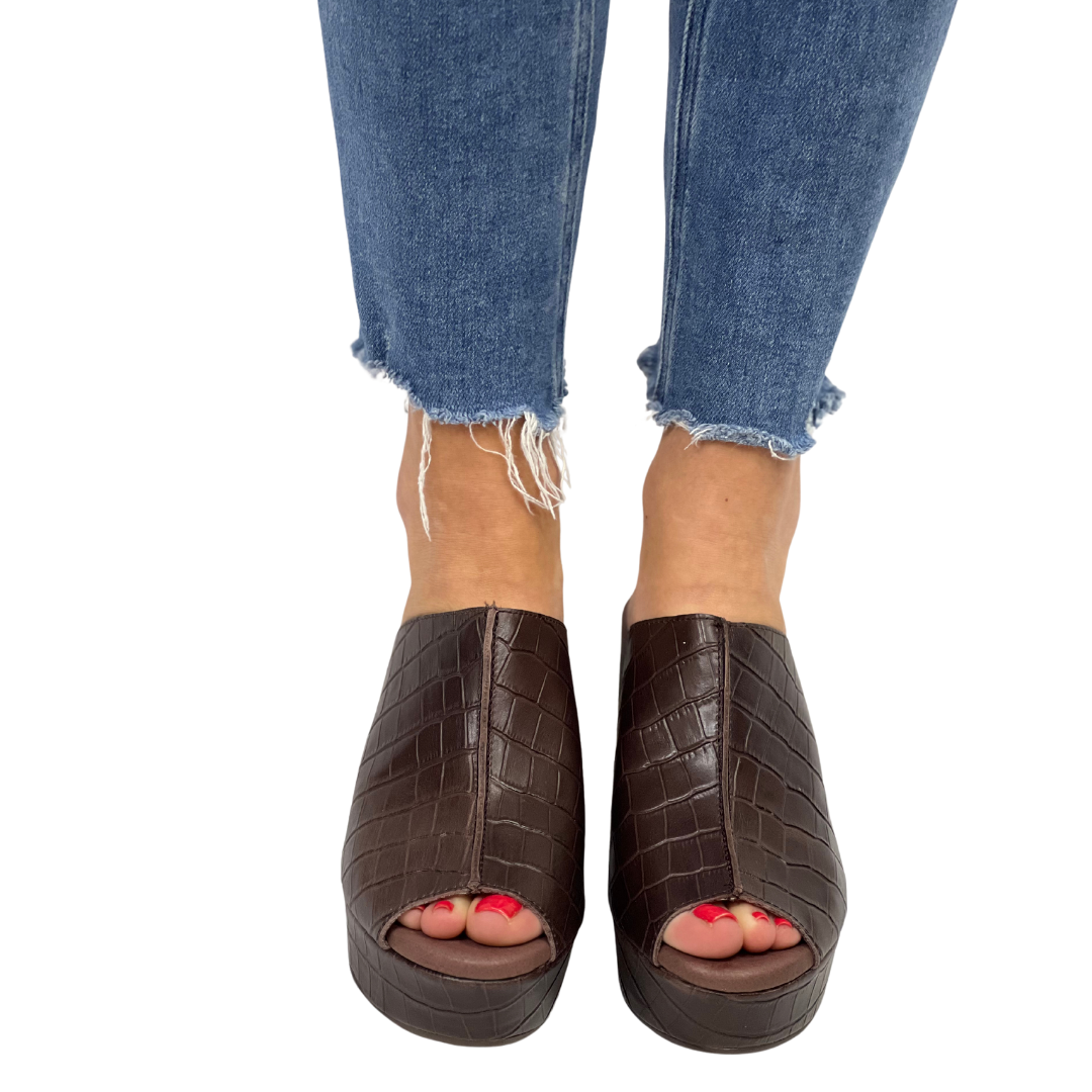 GADIS in Brown Embossed Croco