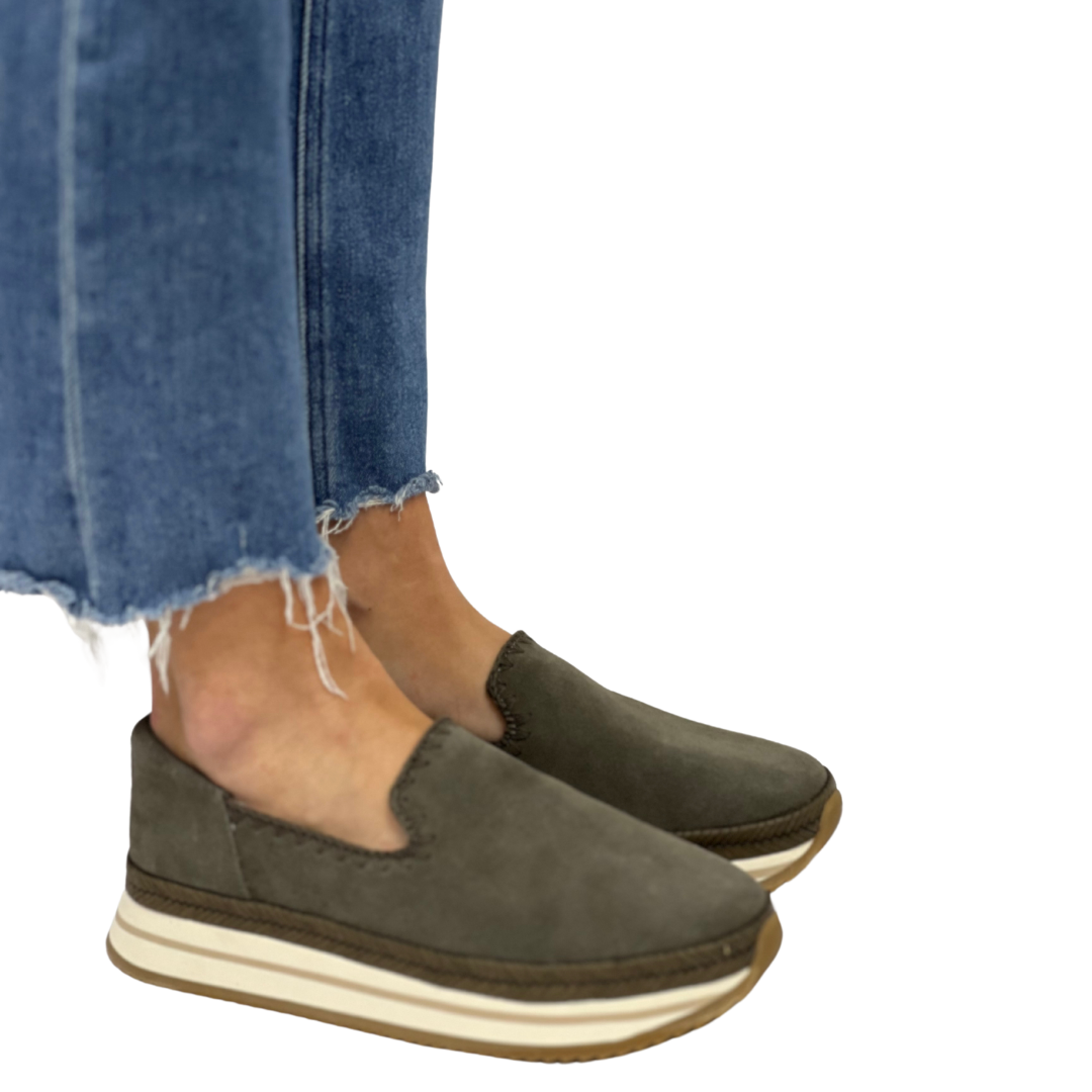 JOCELYN in Canteen Green