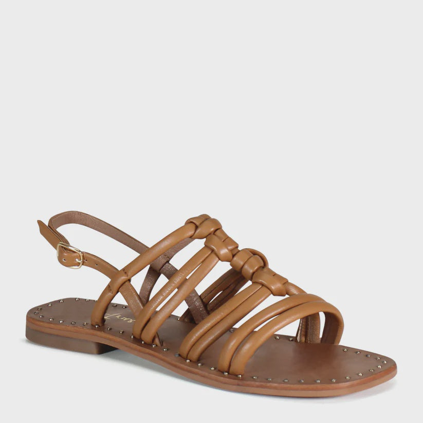 MOS SAIC in Tan