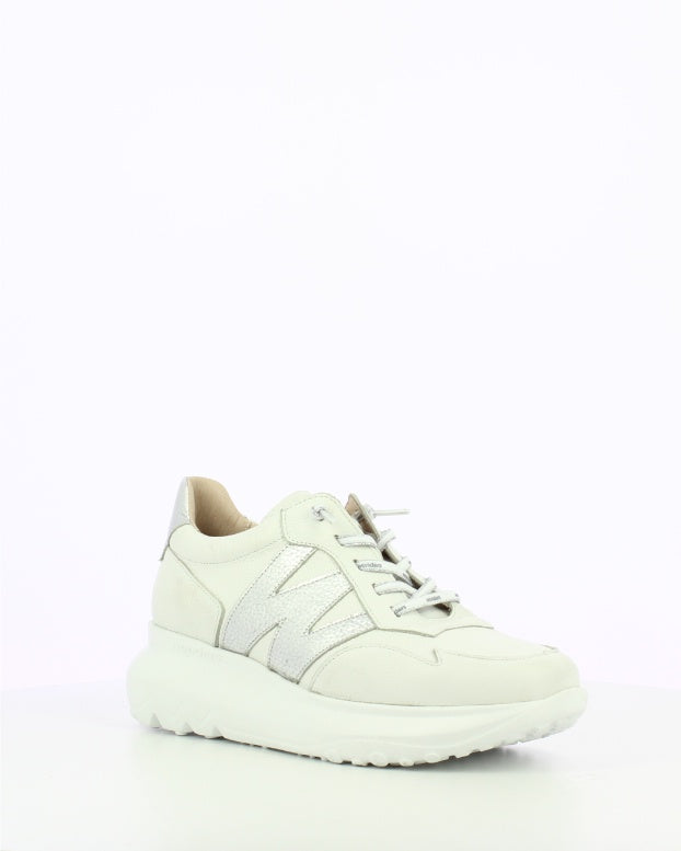 SAMIRA in Off White + Silver