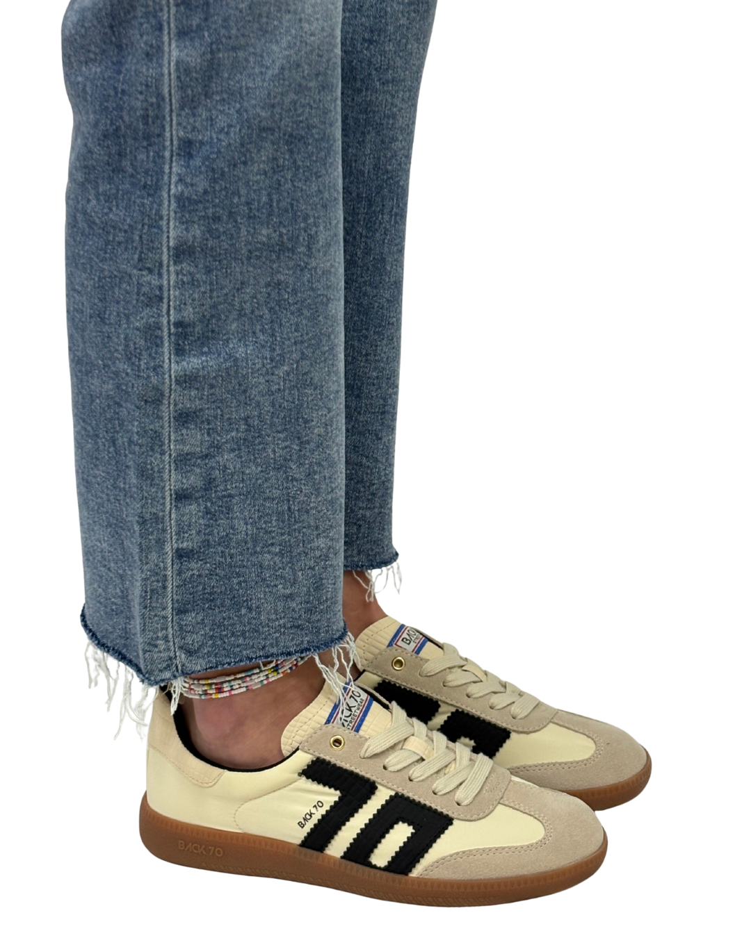 GHOST 2513 in Beige + Black