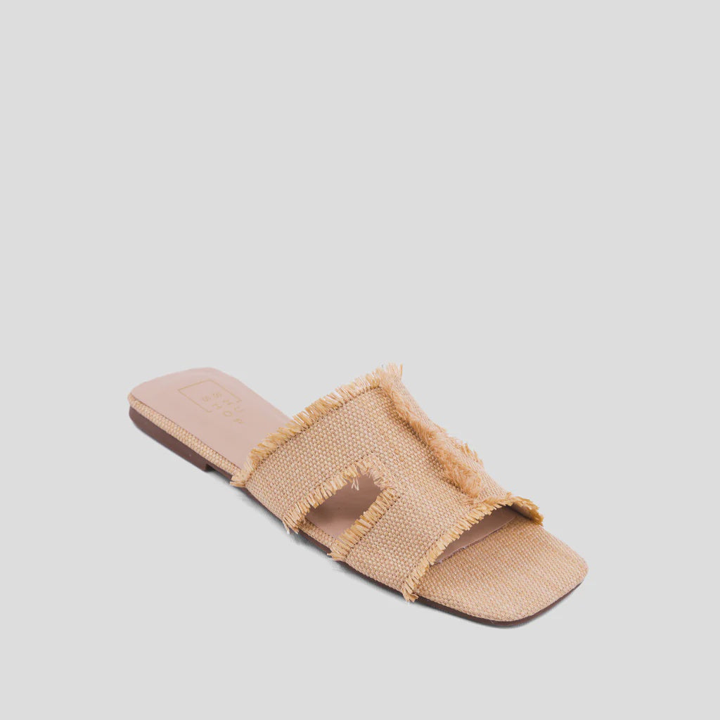 CHRISTINE in Natural