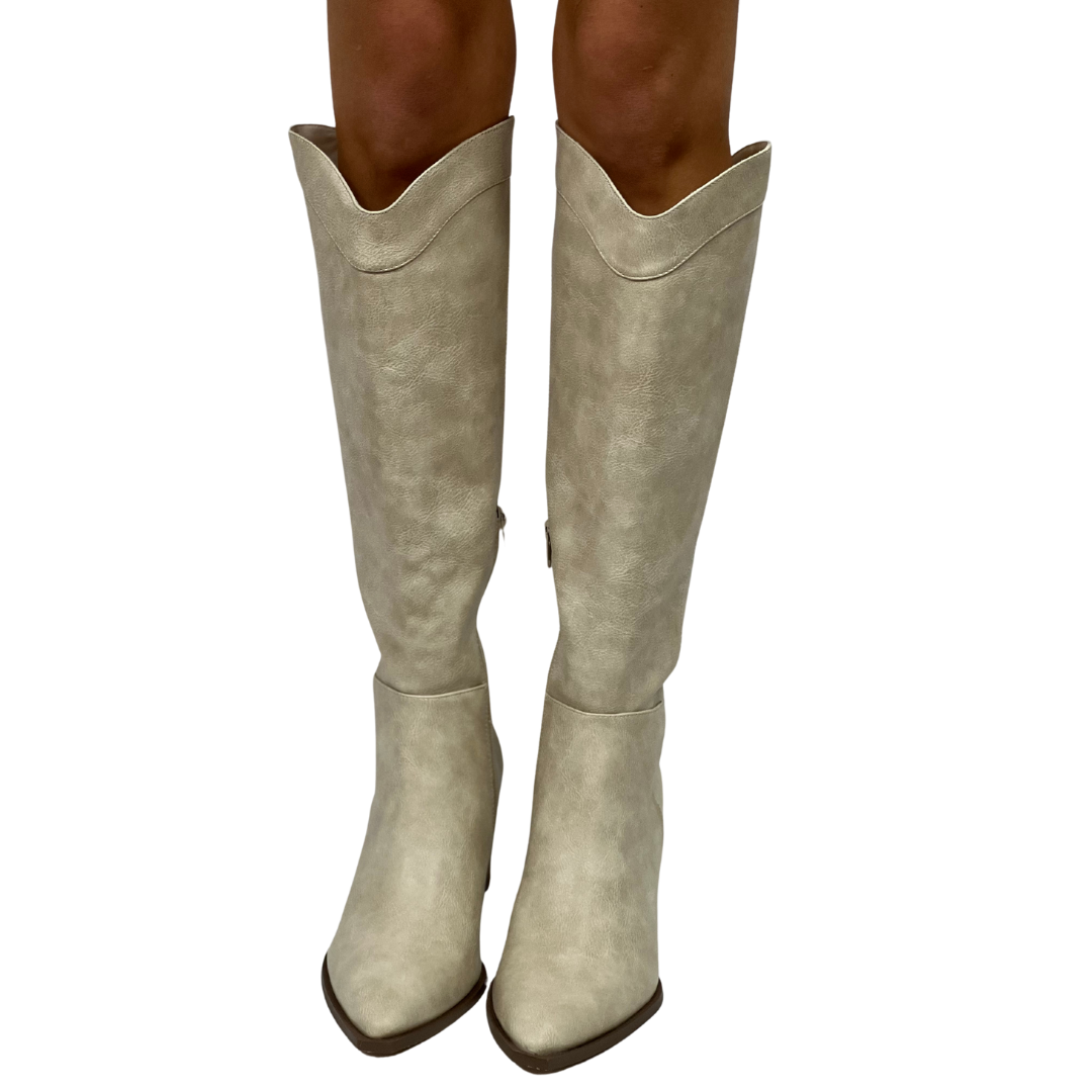 BONNYE in Ivory