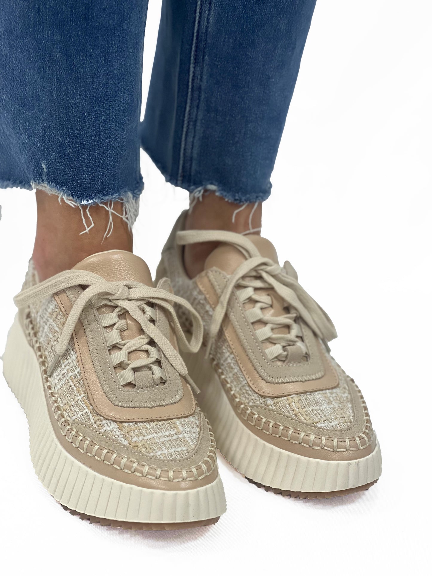 DOLEN in Ivory Multi