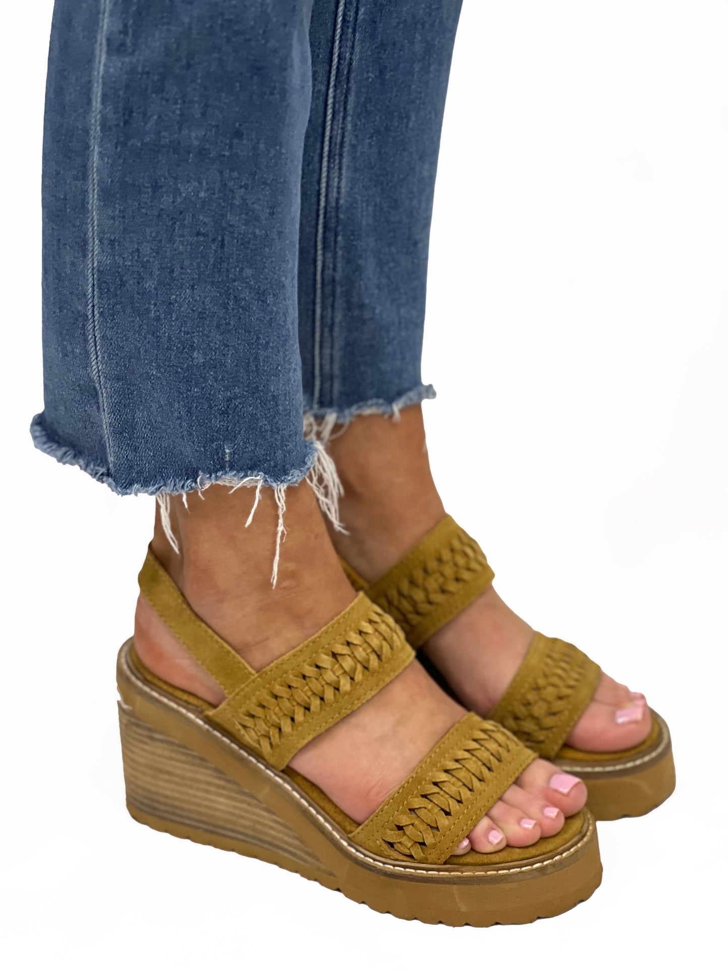CAB ERNET in Mustard