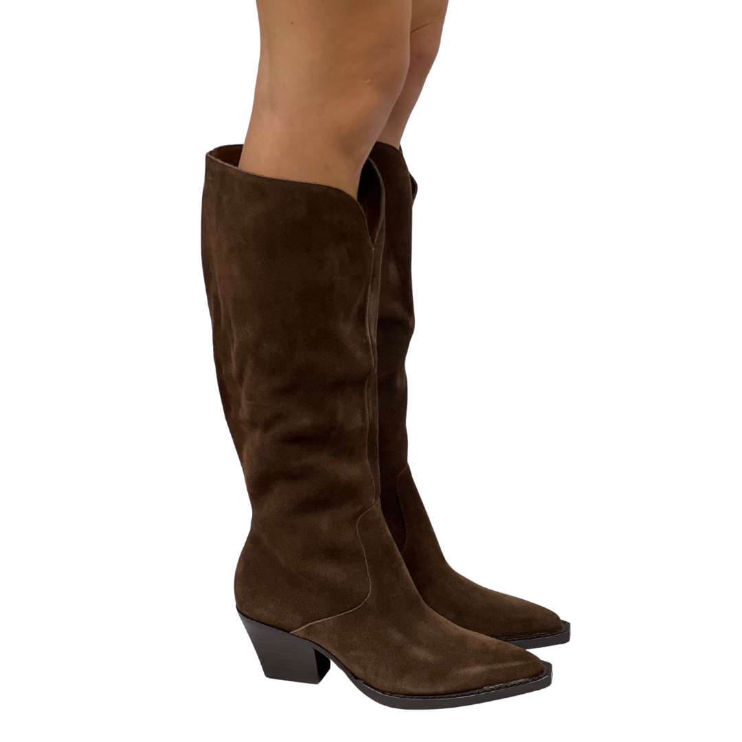 RAJ in Dark Brown Suede