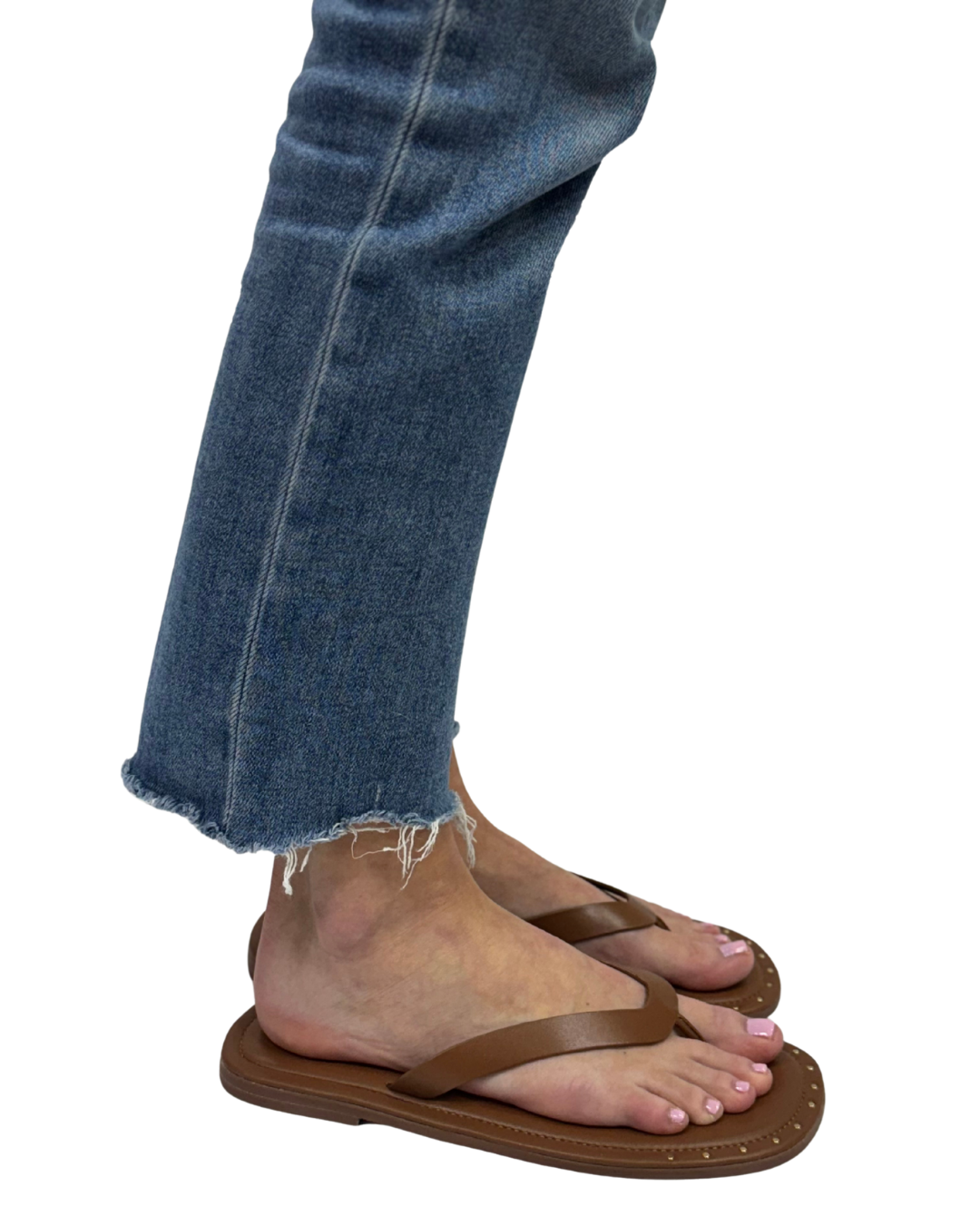SONA THONG SANDAL in Luggage