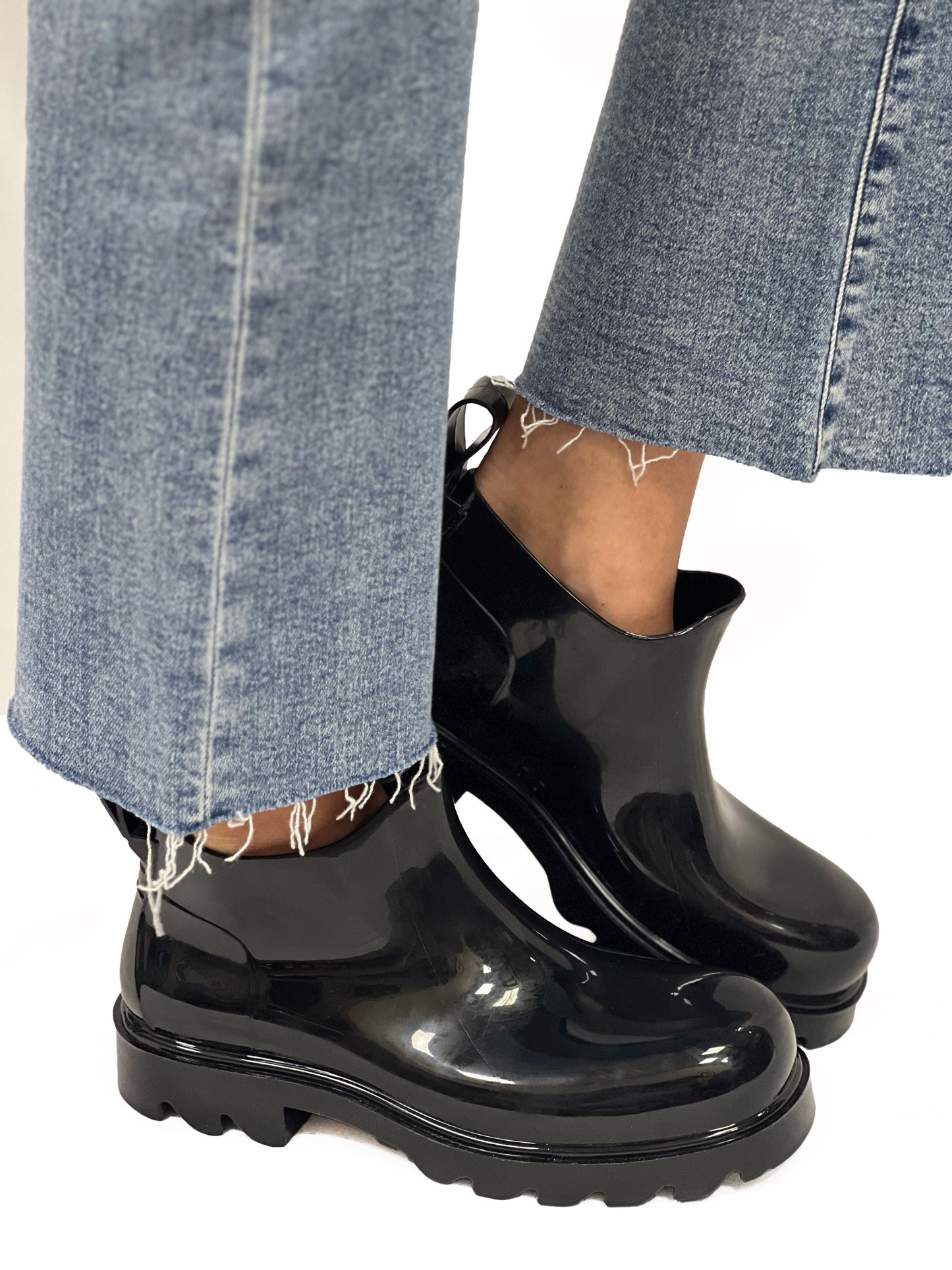HIGH STREET RAIN BOOT in Black