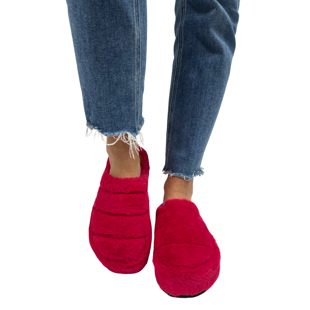 IT'S A VIBE PLATFORM SLIPPERS in Hollywood Pink