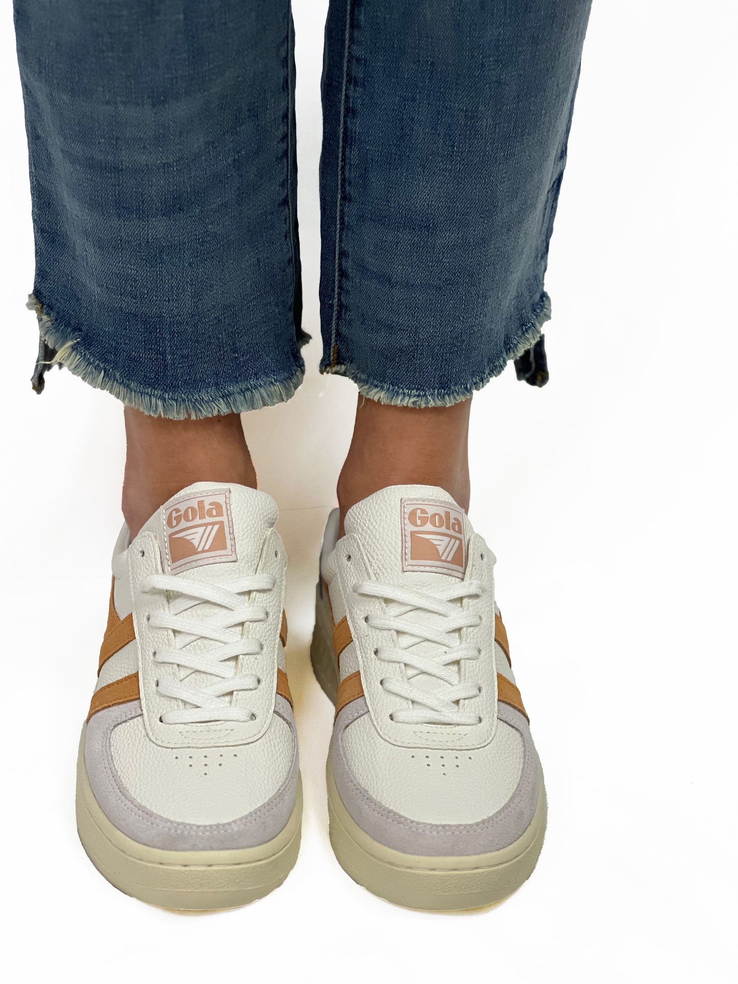 GRANDSLAM TRIDENT in White + Salmon + Pearl Pink