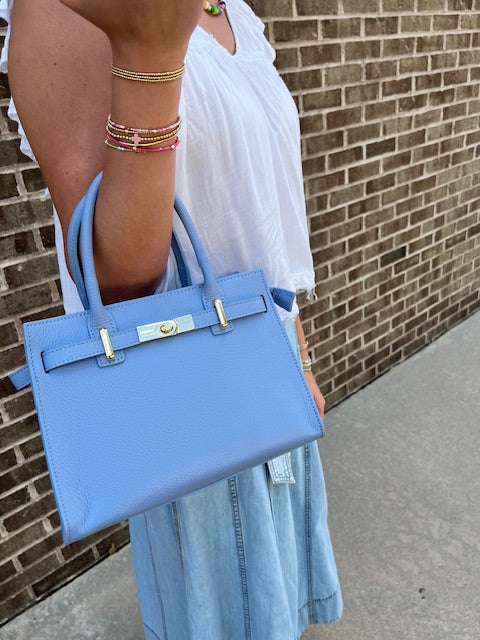 CLASSIC MEDIUM in Light Blue