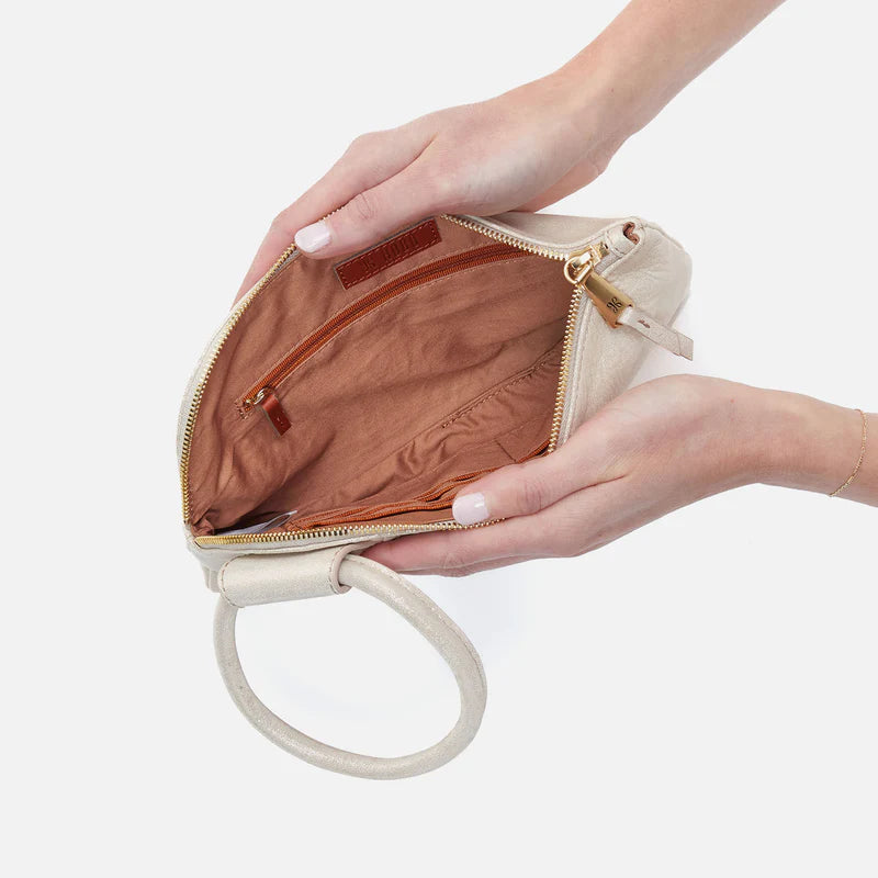 SABLE WRISTLET in Sand Shimmer