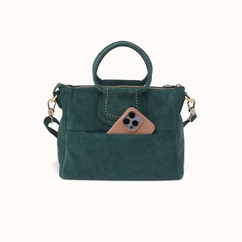SHEILA MEDIUM in Pine Needle