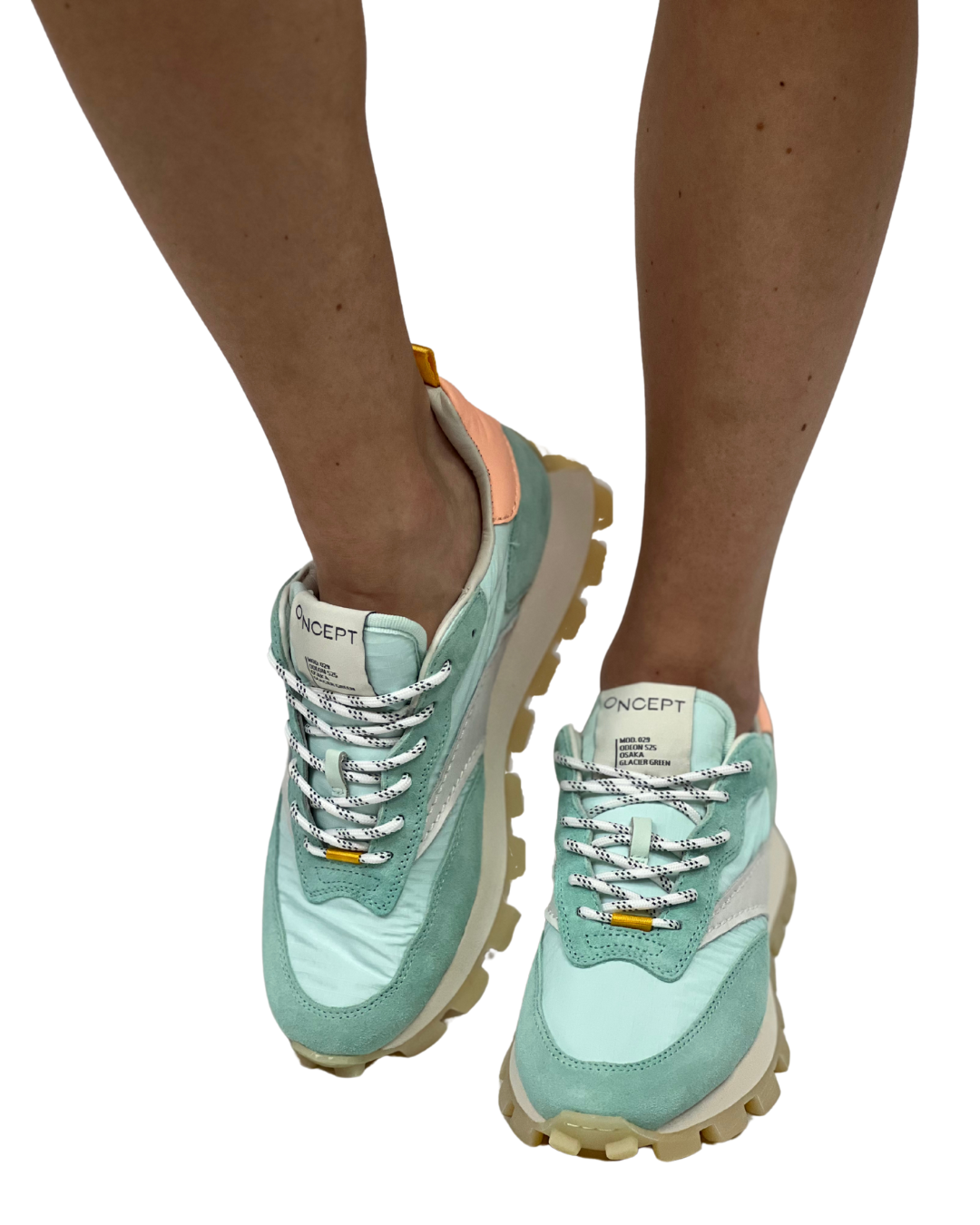 OSAKA in Glacier Green