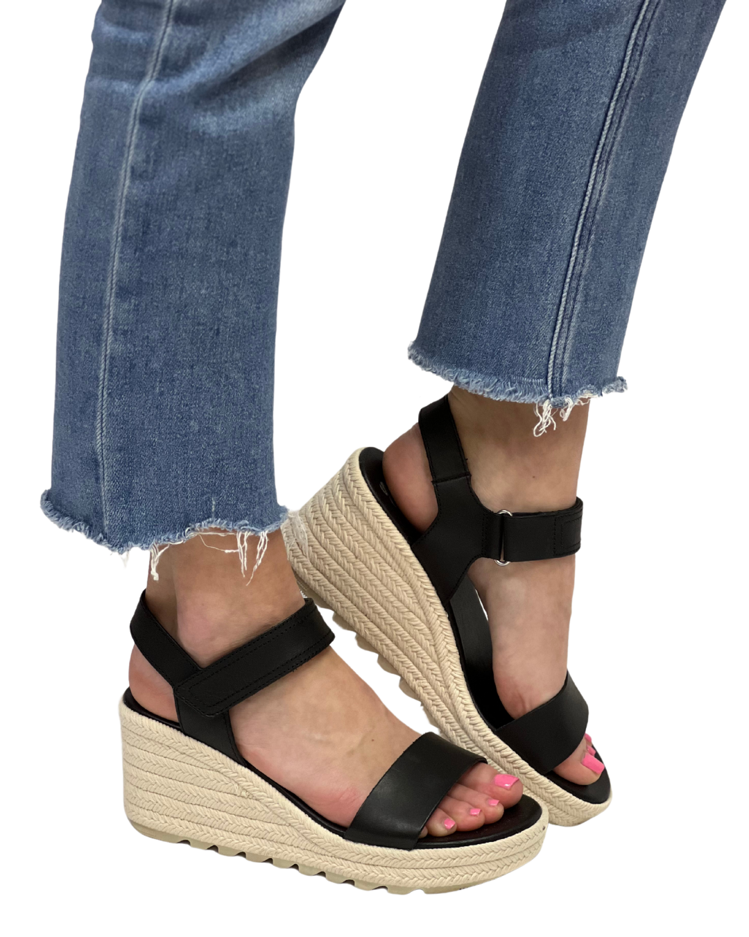 CAMERON WEDGE in Black + Chalk