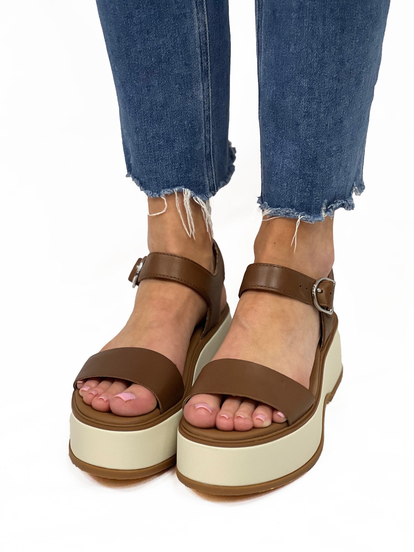 DAYSPRING ANKLE STRAP SANDAL in Velvet Tan + Chalk