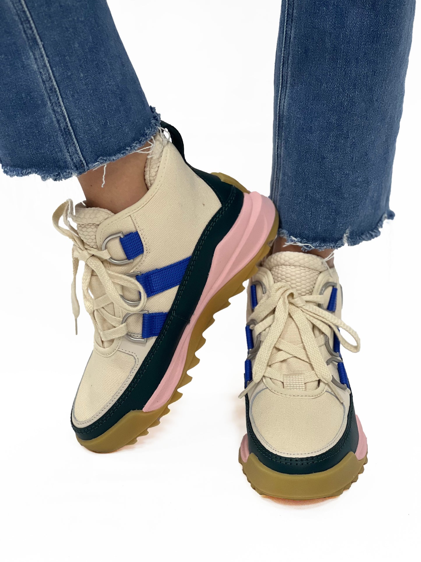ONA RMX CHUKKA in Natural + Teal
