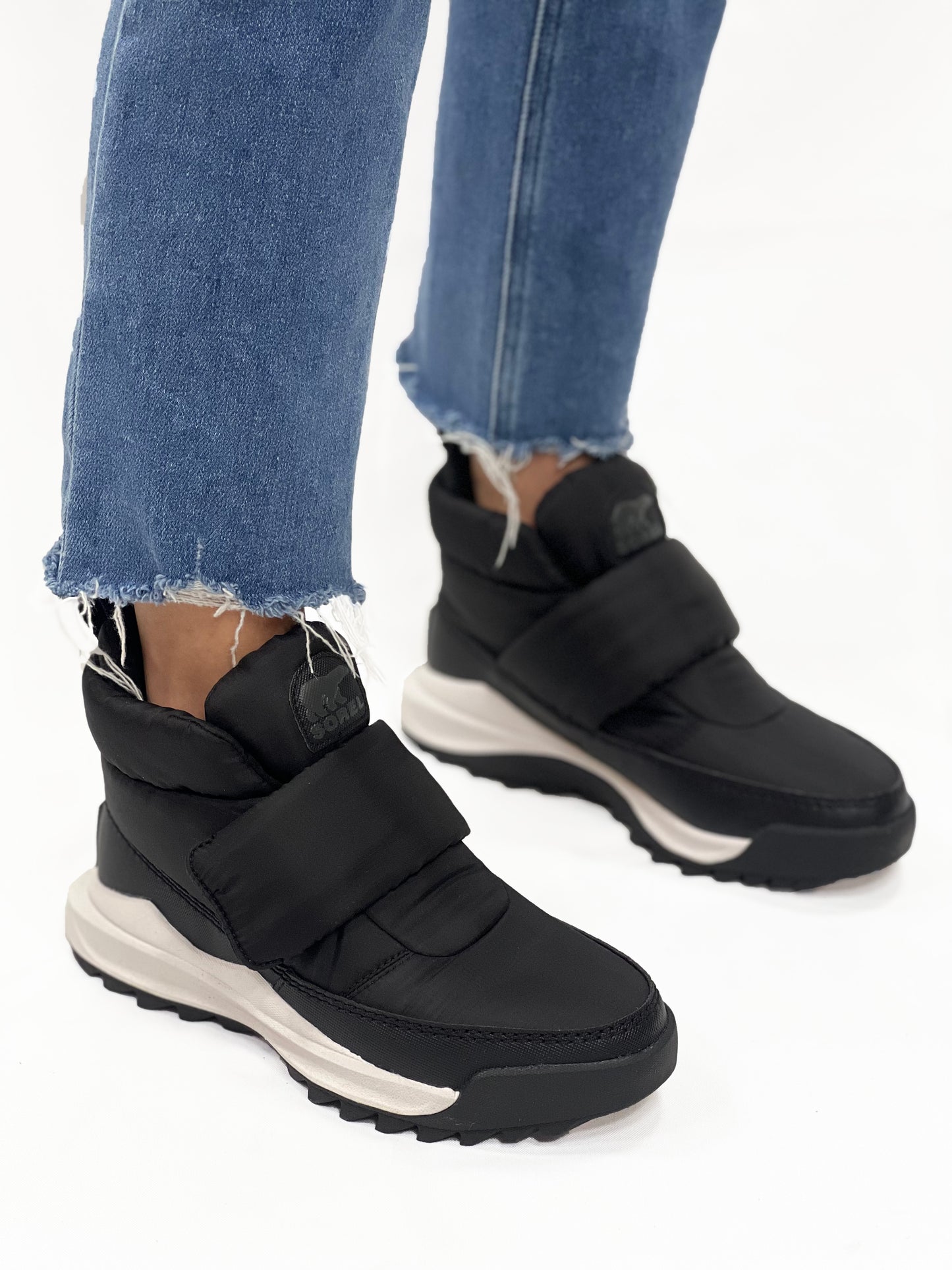 ONA RMX PUFFY STRAP in Black + Salt