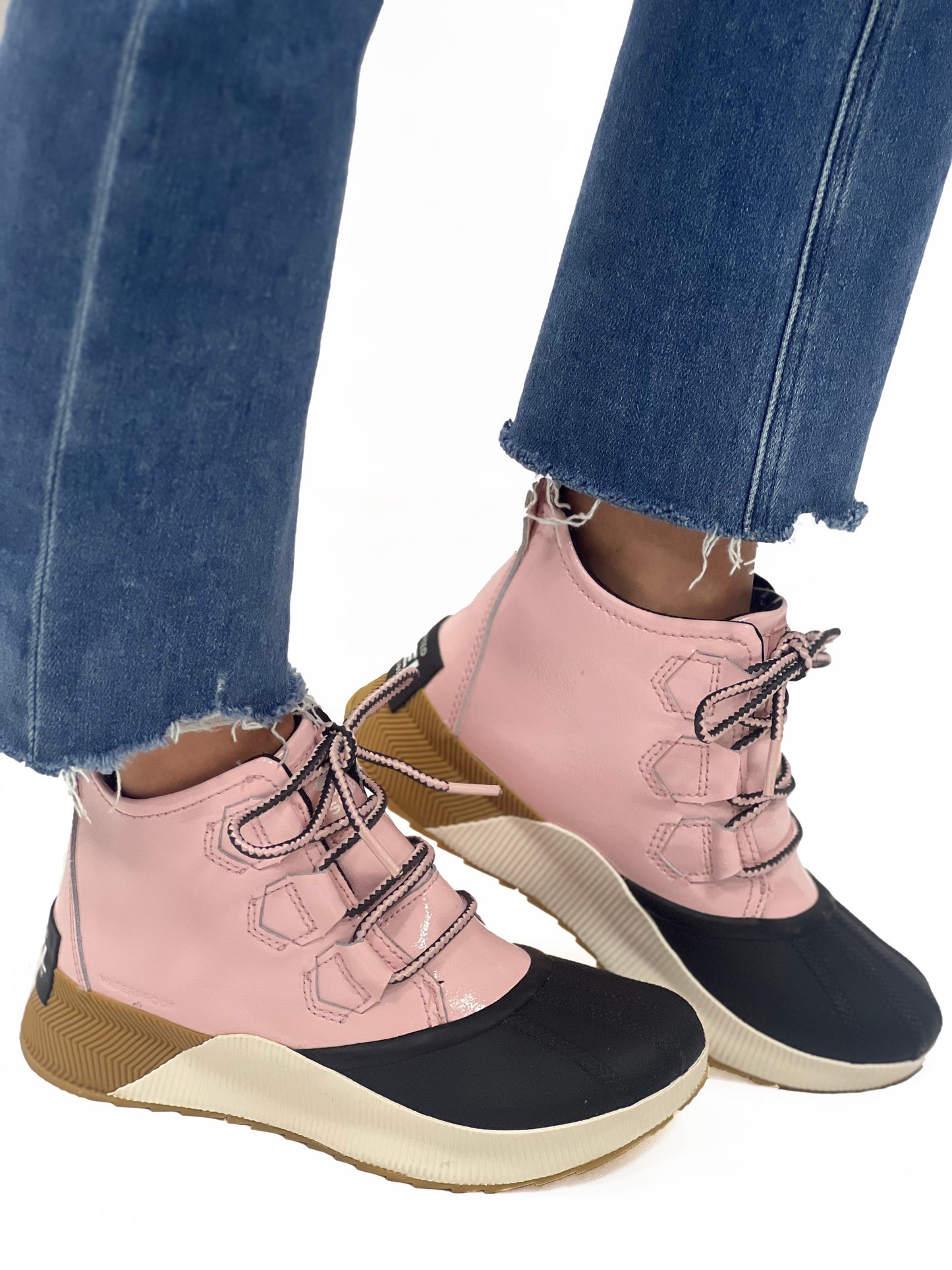 OUT N ABOUT III CLASSIC WP in Pink