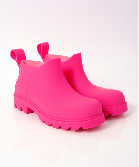 HIGH STREET RAIN BOOT in Dragon Fruit