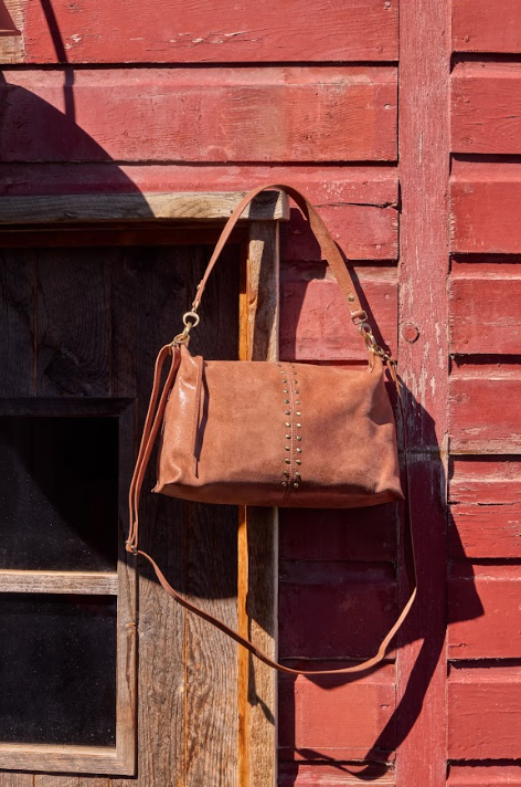 AVON in Burnished Saddle
