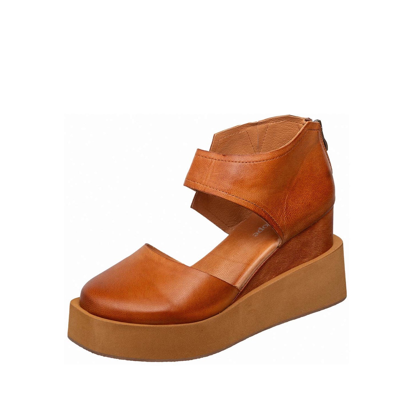 URSULA in Tan