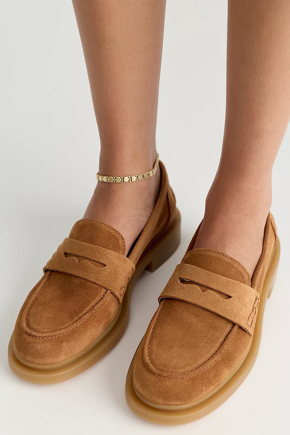 LANA LOAFER in Luggage