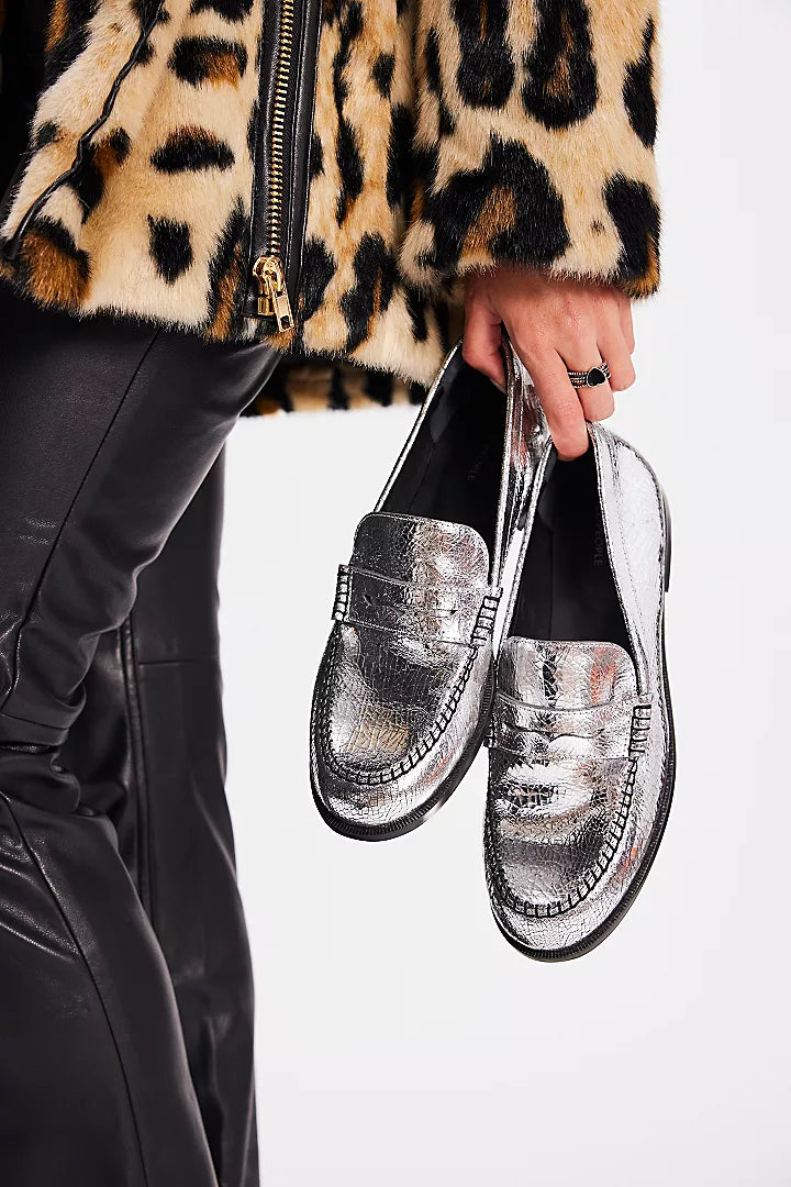 BLANKET STITCH LOAFER in Pale Pewter