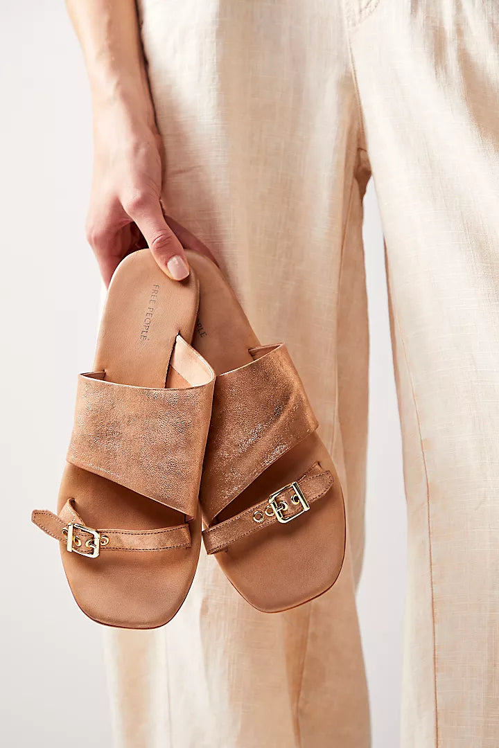 MILA MINIMAL FLAT SANDAL in Rose Gold