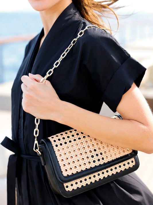 SOLEIL SHOULDER BAG in Black