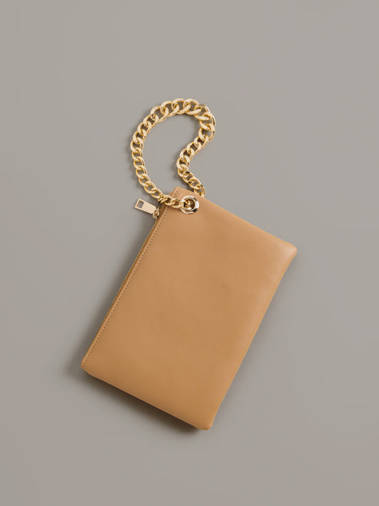 LAUREN WRISTLET in Tan