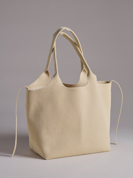 ROBBIE TOTE in Gold