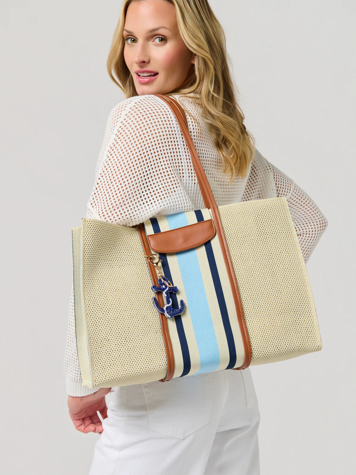 ARIA BOXY TOTE in Natural