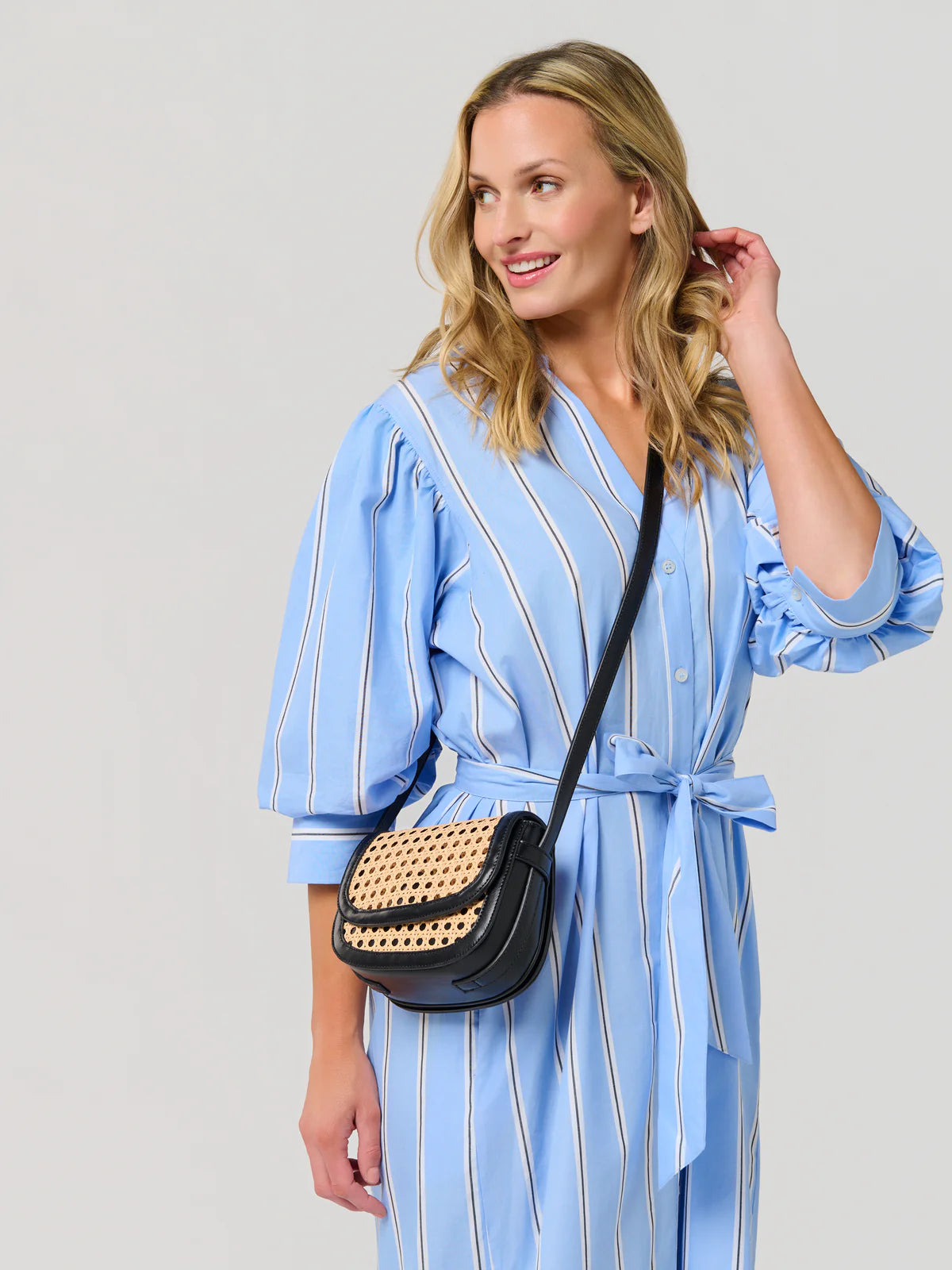 LYRA CROSSBODY in Black