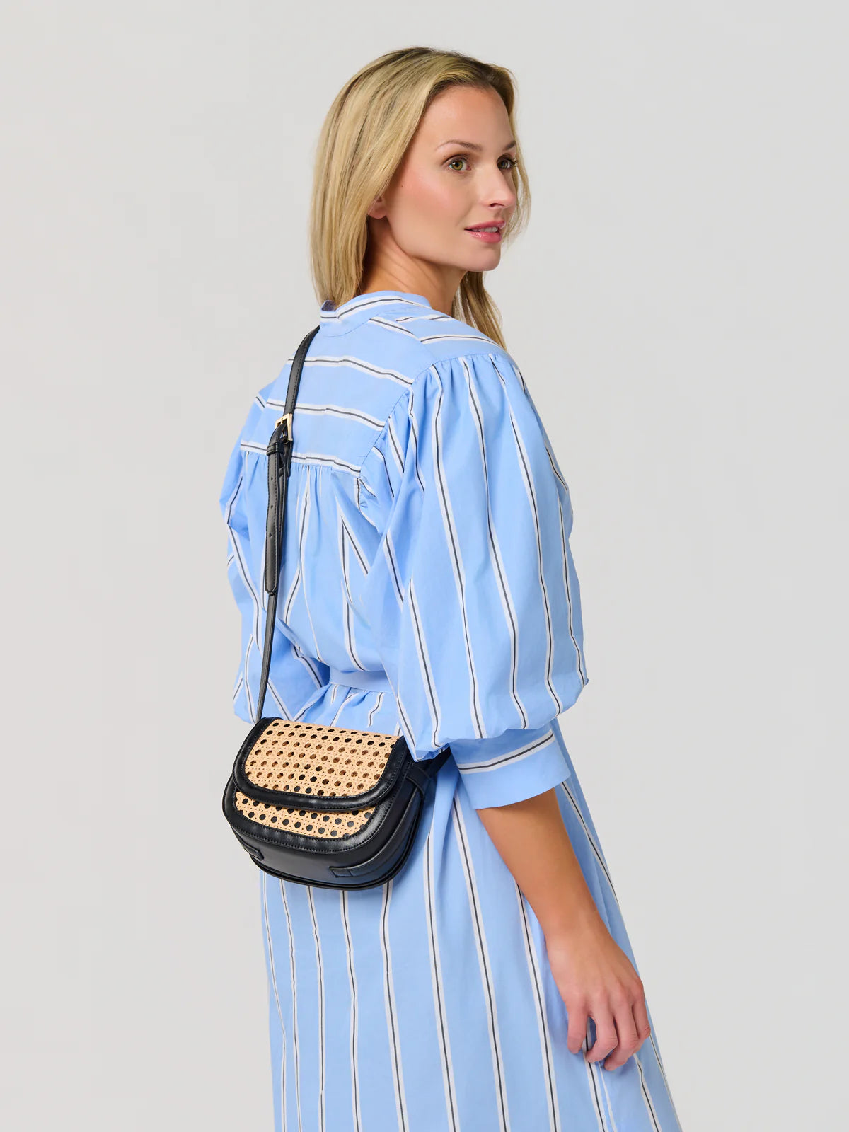 LYRA CROSSBODY in Black