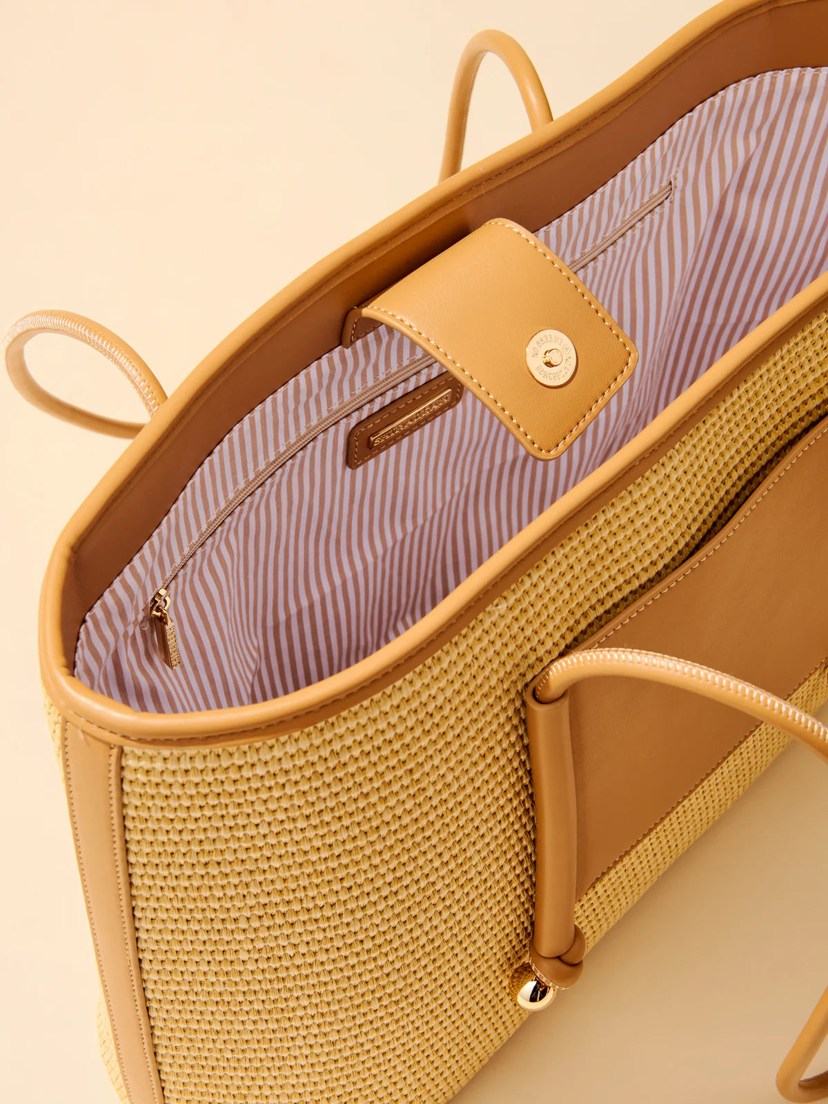 SALERNO TOTE in Tan