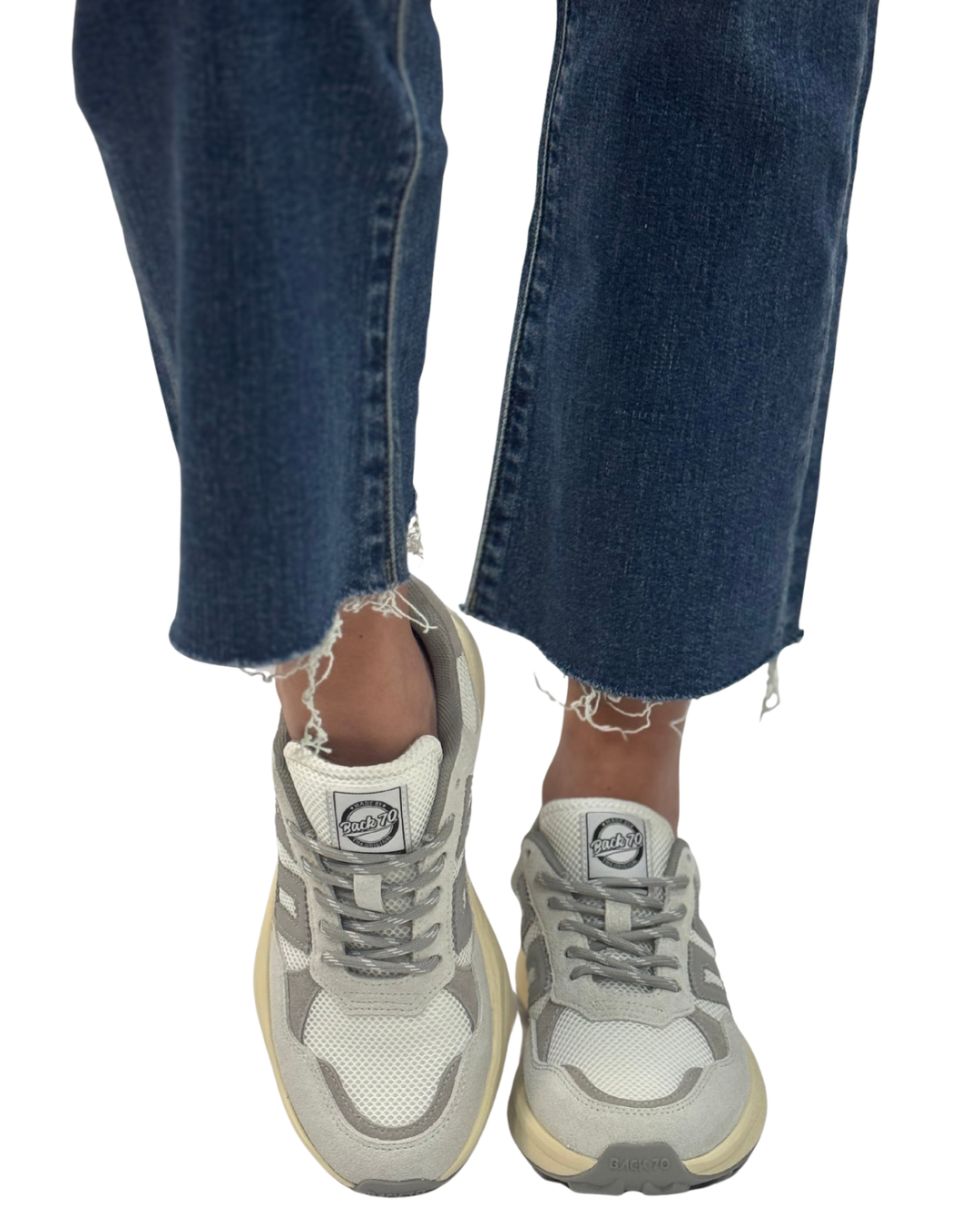 LIGHTNING in Ice Light Gray