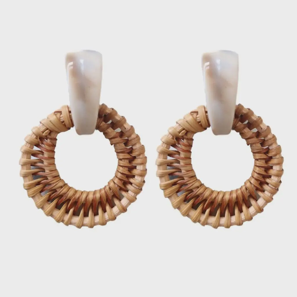 BALI BUTTON STATEMENT STUD EARRINGS in Cream