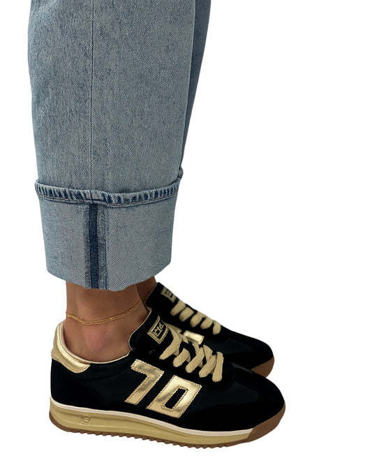 JOGGER N in Black + Gold