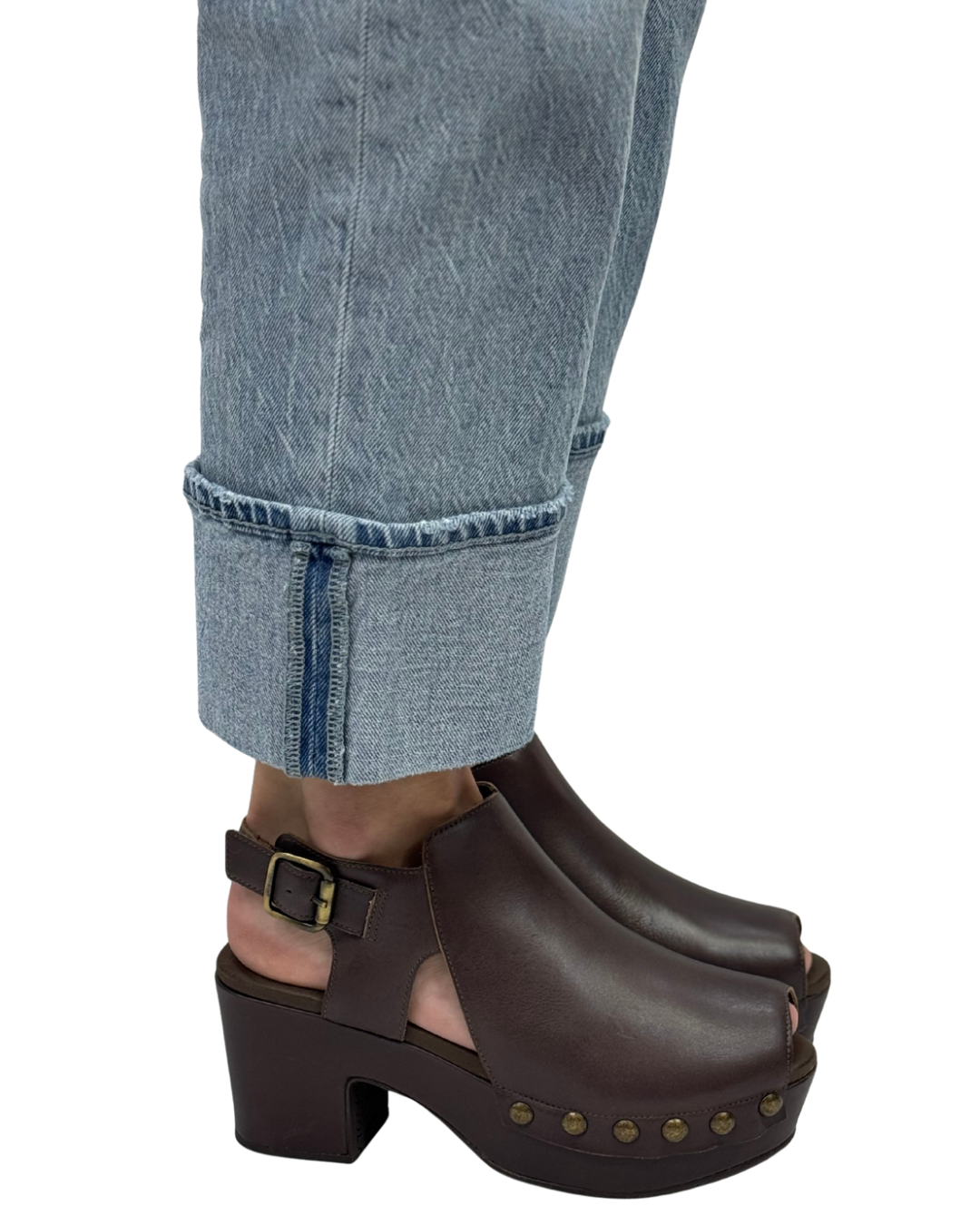 GALLA in Brown