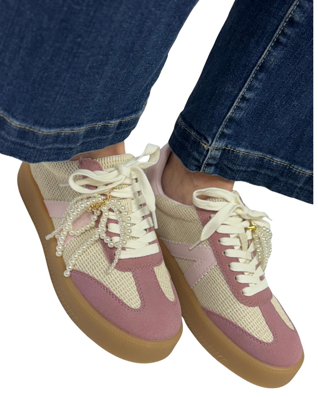 AXEL in Off White + Pink