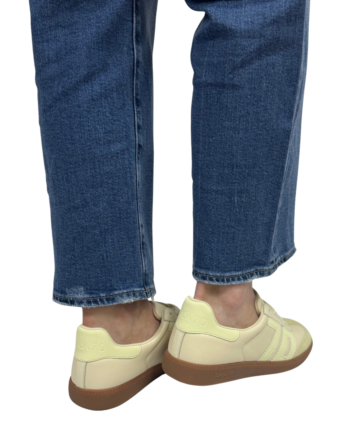 CLOUD D26 in Butter Light Yellow